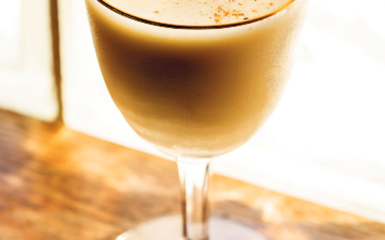 Mezcal cocktail “Mezcalexander”