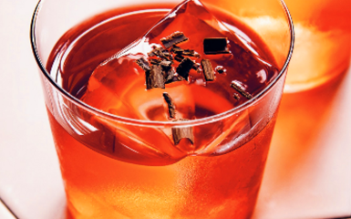 Mezcal-Cocktail “Smoke and Ice”
